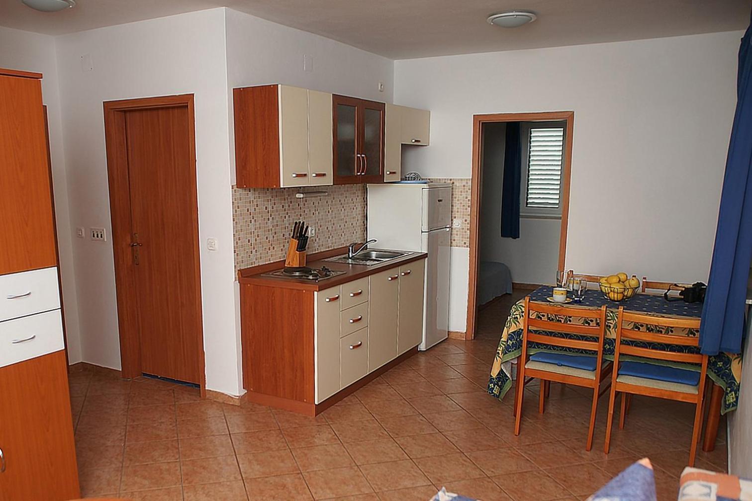 Apartments By The Sea Mandre, Pag - 4092 Kolan Room photo